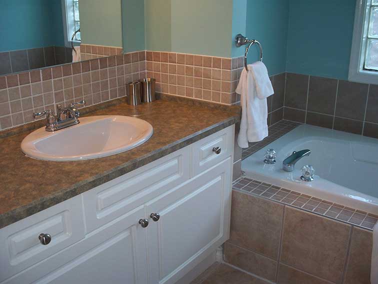 House Features Bowser Beach House, Oceanside Vacation Rental on